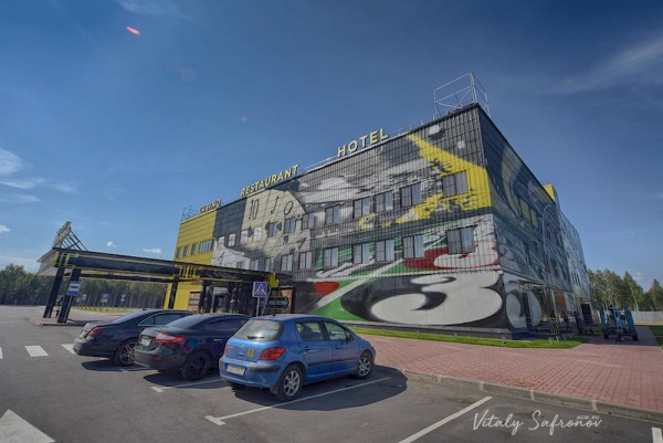 m1-entrance.jpg